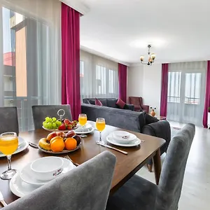 Bikka Suit&otel شقة